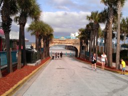 daytona_beach_-_bike_week_fall_2013_4_20140127_2043232422