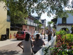 family_visit_2015_21_20160701_1022818947