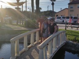 family_visit_2015_2_20160701_1979460055